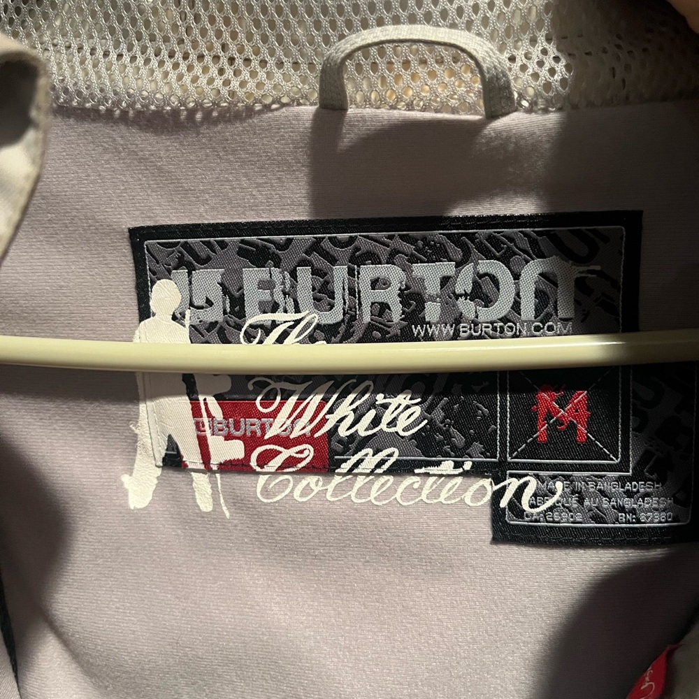 Burton White Collection Shell - Picture 2 of 2
